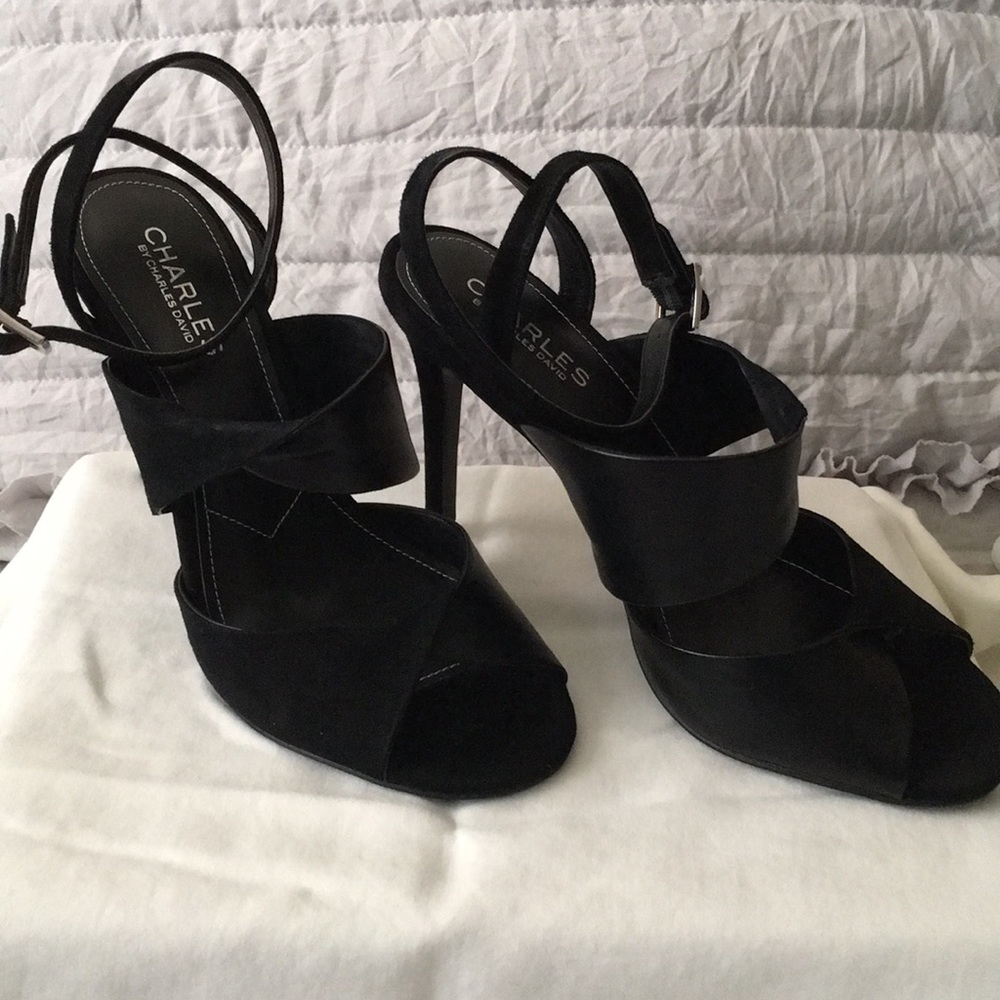 Charles&David Blk Leather/Suede Ankle-Strap Heels